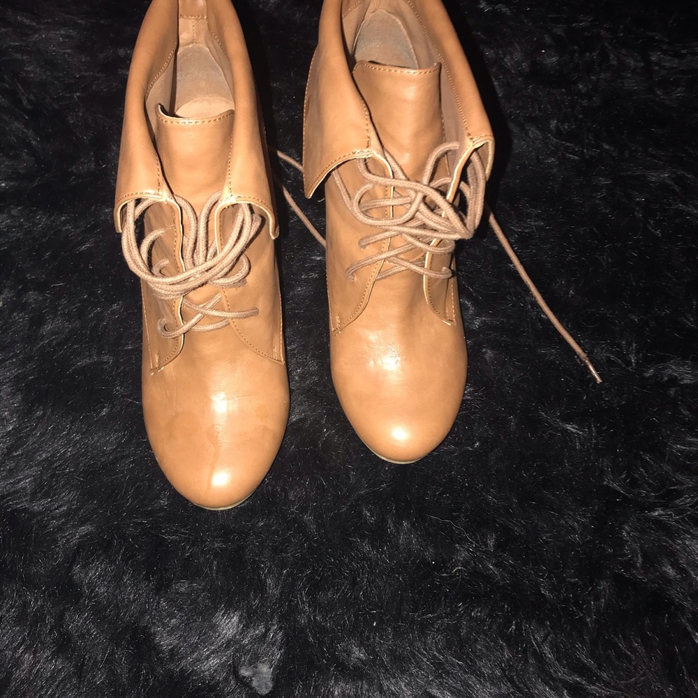 Boots - Picture 2 of 2